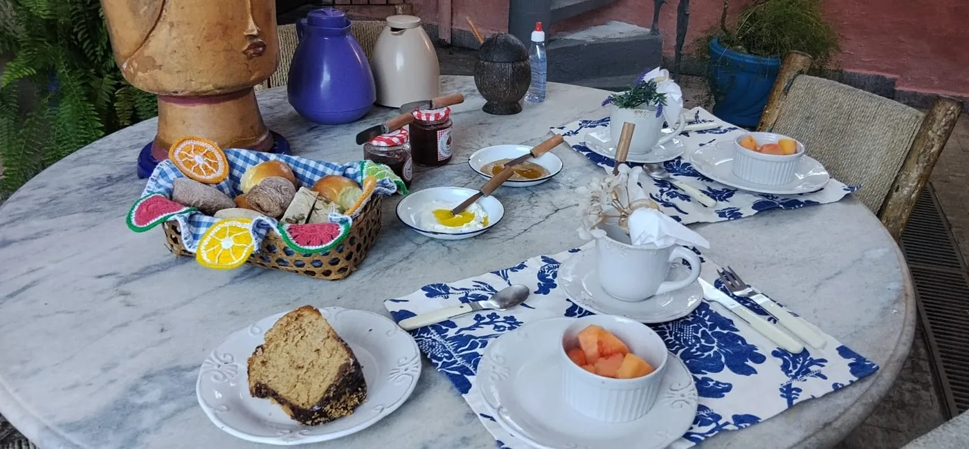 Café da manhã árabe artesanal
